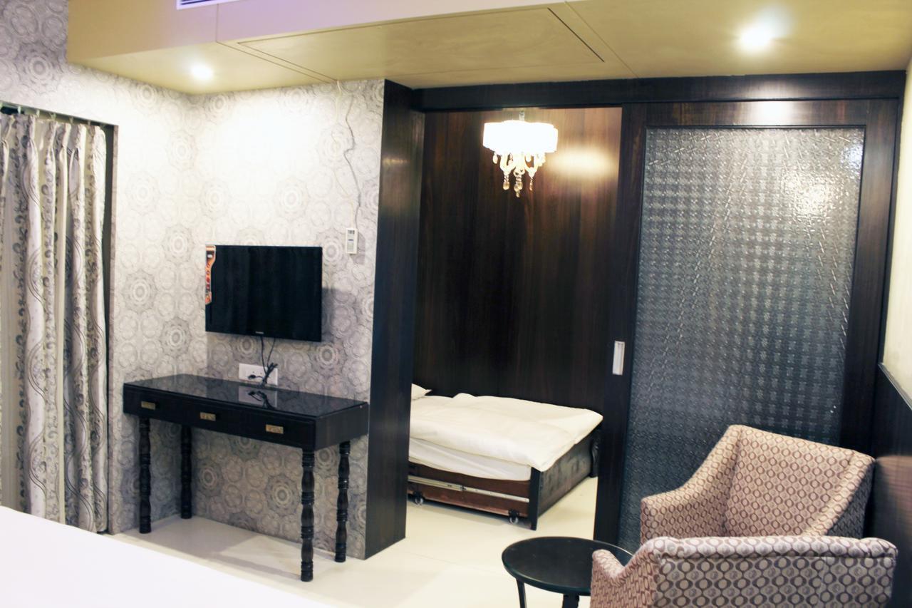 Hotel Sai Dharam Palace Shirdi Luaran gambar