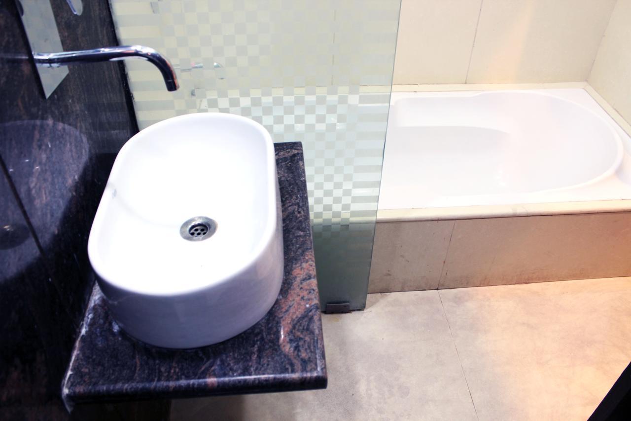 Hotel Sai Dharam Palace Shirdi Luaran gambar